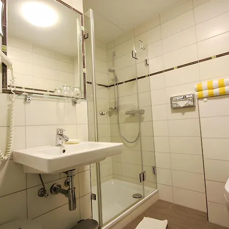 Eifel Hotel Schneider Am Maar Gmbh Schalkenmehren Room photo