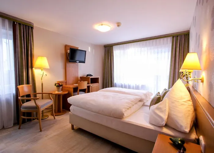 Eifel Hotel Schneider Am Maar Gmbh